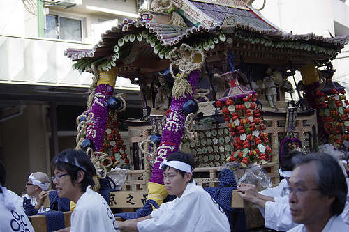 瑞饋神輿（ずいきみこし）