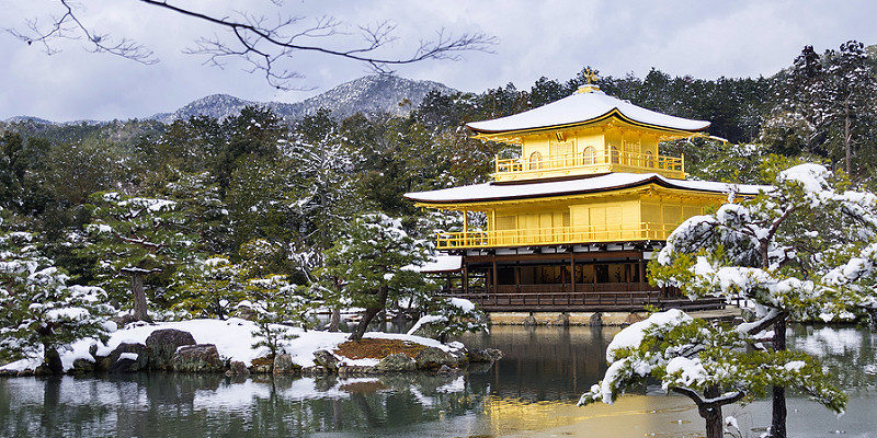 雪の金閣