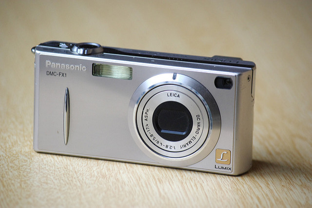 LUMIX DMC-FX1